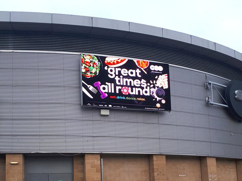LED Outdoor Video Wall - Application Image (9)600
